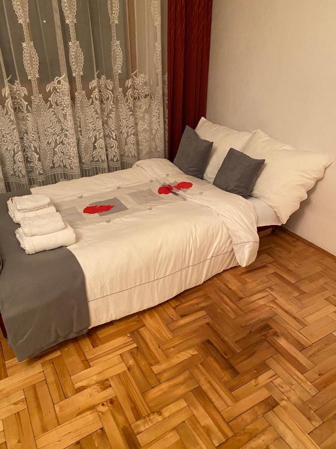 Apartment Bella Casa Economy - Skibowa, Close To Bielany