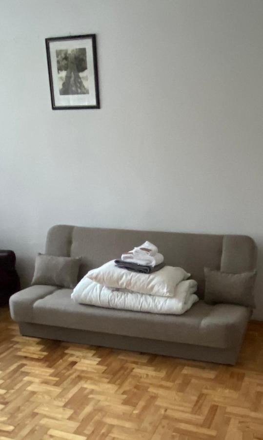 Apartment Bella Casa Economy - Skibowa, Close To Bielany *
